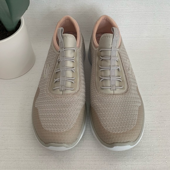 Skechers Air Cooled Memory Foam Dual Lite Beige Slip On Sneakers Woman’s 9 - Picture 2 of 12